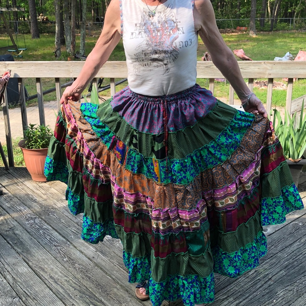 NWT Beautiful boho/festival style long skirt. - Picture 1 of 7